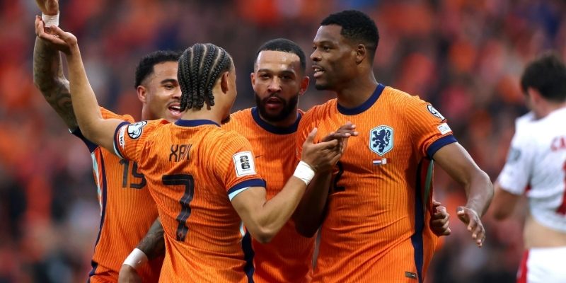 Hà Lan vs Algeria muốn tạo bước chạy đà hoàn hảo